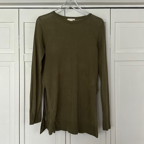 H&M Sweaters - Lightweight crew neck sweater
